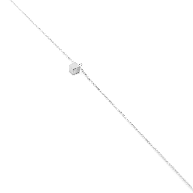 Kette Cube, Silber 925, Sterlingsilber, Länge 43 cm, Würfel 4mm, Handmade in Germany, Jonathan Radetz Jewellery