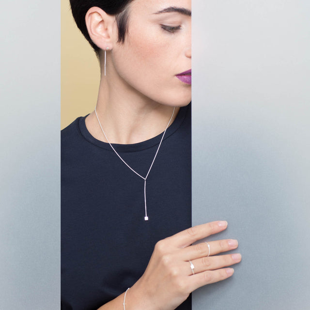 Kette Cube, Silber 925, Sterlingsilber, Länge 43 cm, Würfel 4mm, Handmade in Germany, Jonathan Radetz Jewellery